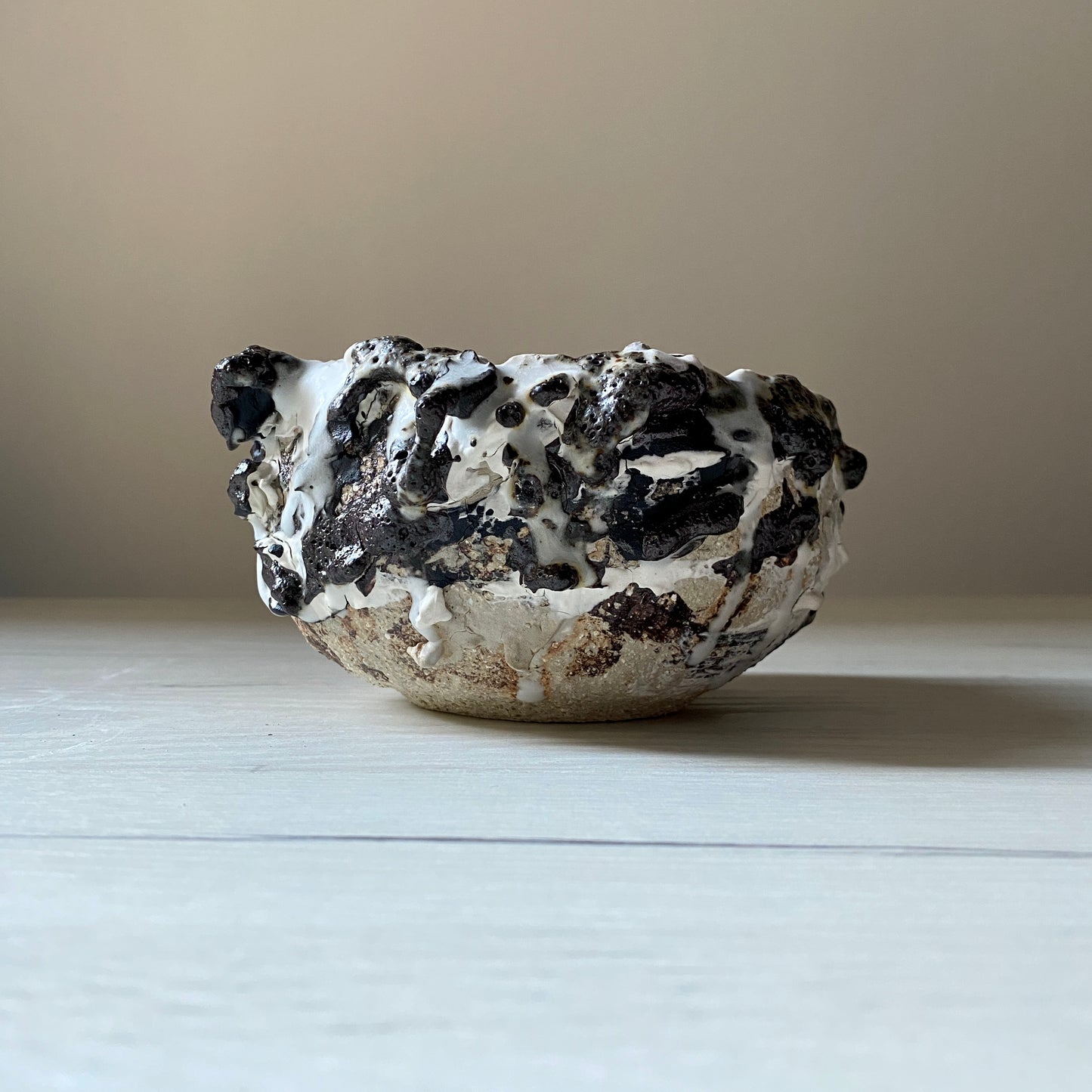Vase (3) 2023 yr. “WILD Vases” collection. Serhiy Verbicki.